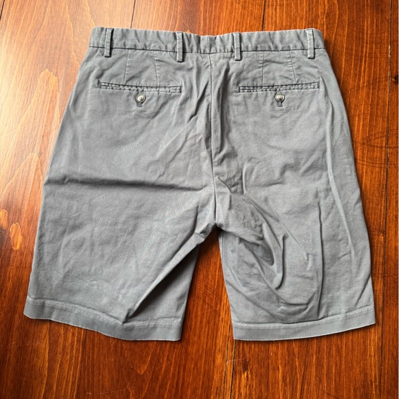 Reiss Charcoal Flat Front Men's Shorts - Picture 2 of 3